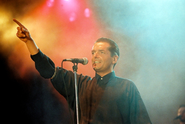 Falco beim legendären Konzert im Sommer 1993 auf der Donauinsel. (c) ORF/Johannes Cizek
